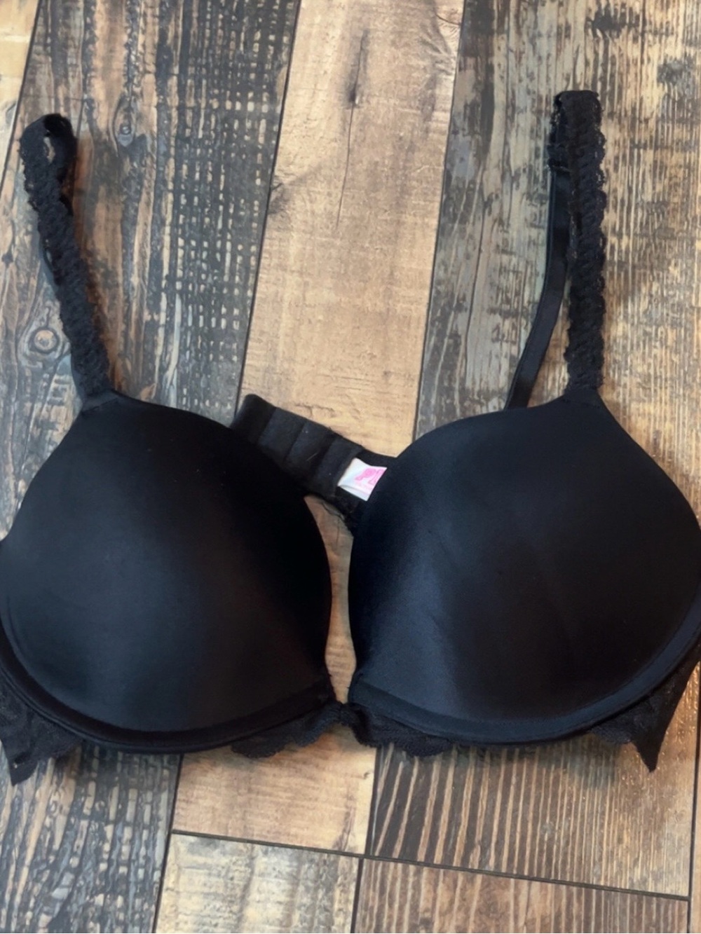 Victoria's Secret Black Lace-Detail Push-Up Bra